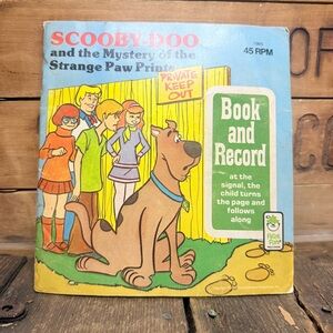 Scooby-Doo Book and 45 RPM Record - Blue & Yellow Cover